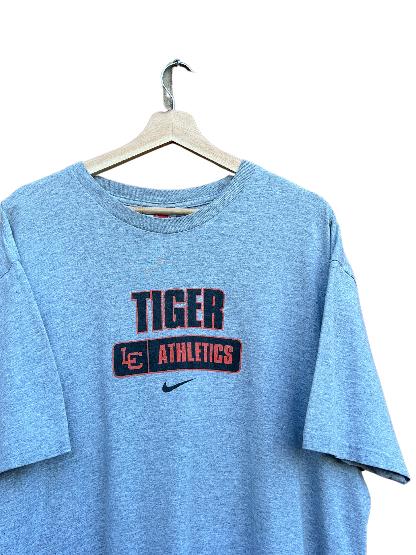 Vintage Nike Tiger tee size XL